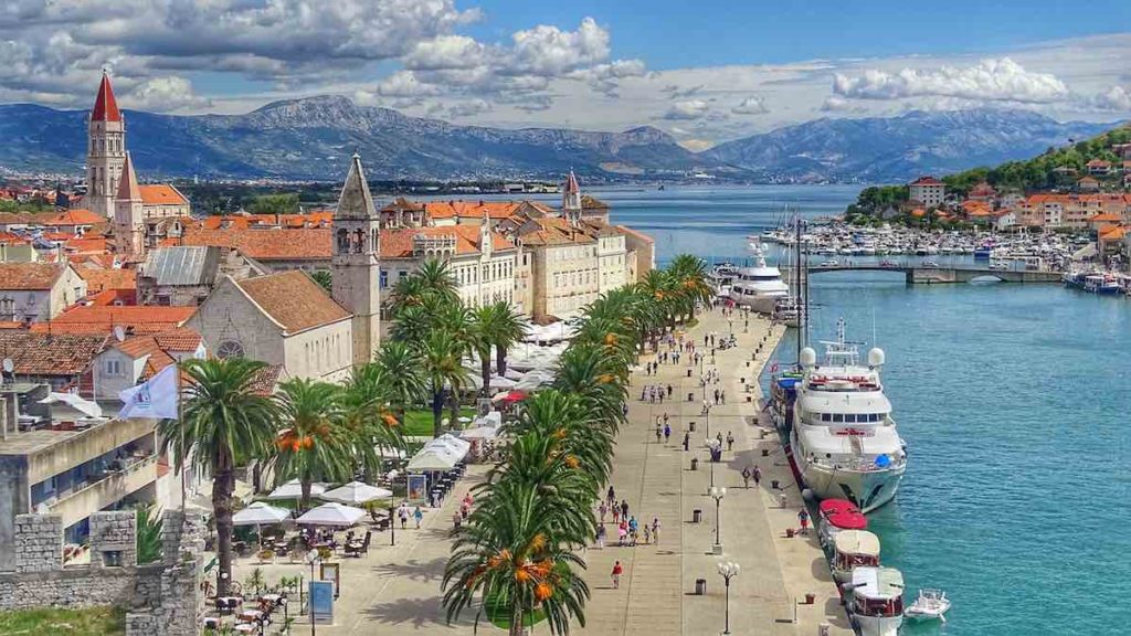 jak poslat peníze do chorvatska